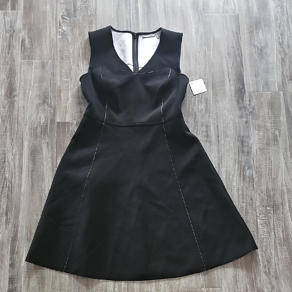 NWT Halogen Dress Black Sleeveless Scuba Fit & Flare 6 Medium LBD